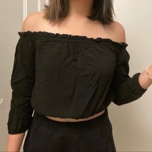 Brandy Melville ruffle off shoulder crop top